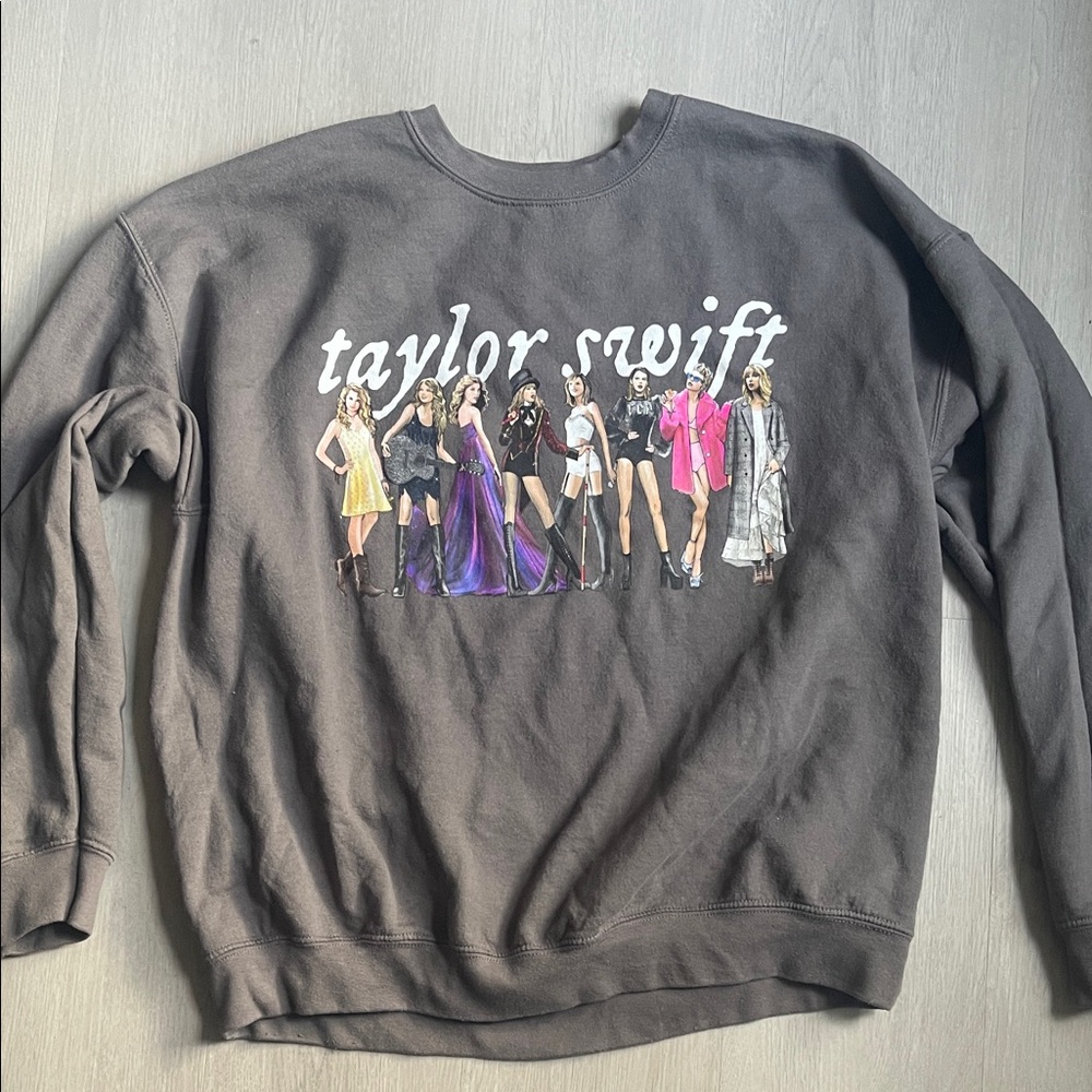 Taylor Swift  Eras Women's Crew Neck Sweatshirt - Gray